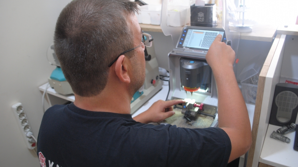 İçmeler Oto Anahtar Kopyalama